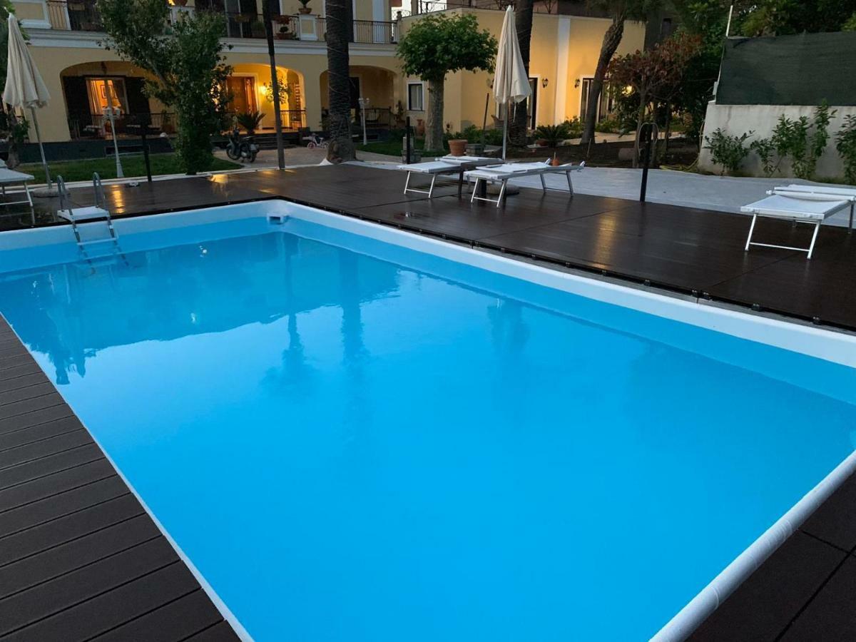 Villa Lucia Terrazza Panoramica Кастелламмаре-ди-Стабия Экстерьер фото